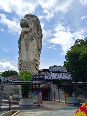 Merlion sentosa.jpg