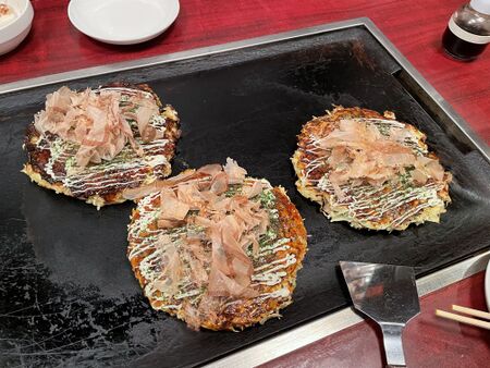Okonomiyaki kansai style.jpg
