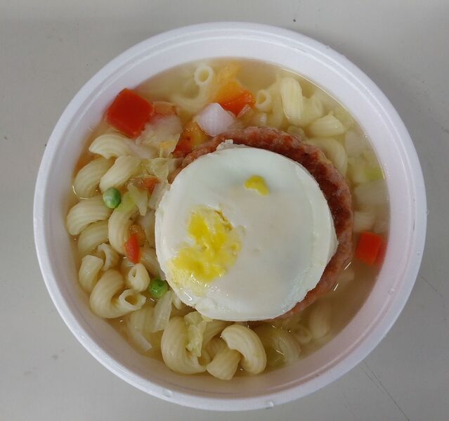 파일:Macaroni soup.jpg
