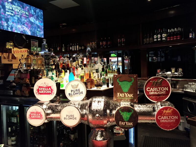 파일:Pub melbourne lion hotel.jpg