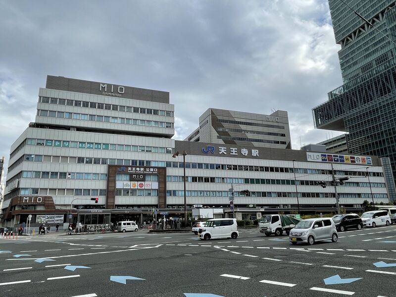 파일:Tennoji station parkside gate.jpg
