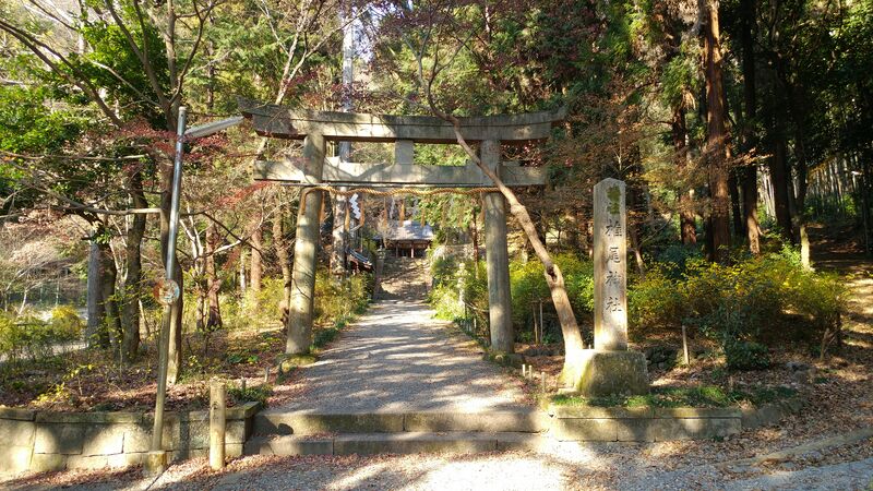 파일:Yamazaki distillery shrine.jpg