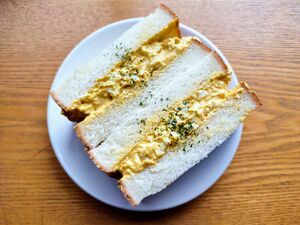 Egg salad sandwich.jpg