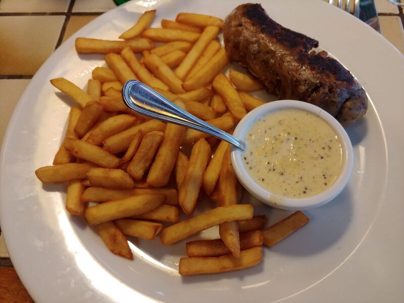 파일:Andouillette et frites.jpg