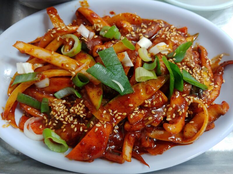 파일:Spicy stir fried squid.jpg