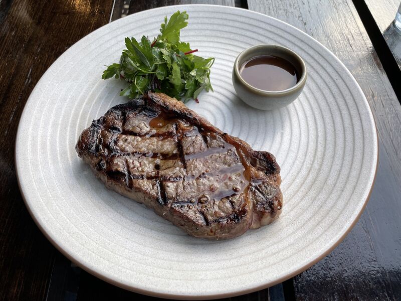 파일:Grilled porterhouse steak.jpg