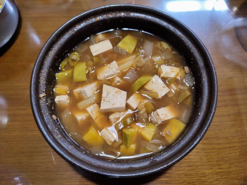 파일:Doenjang jjigae.jpg