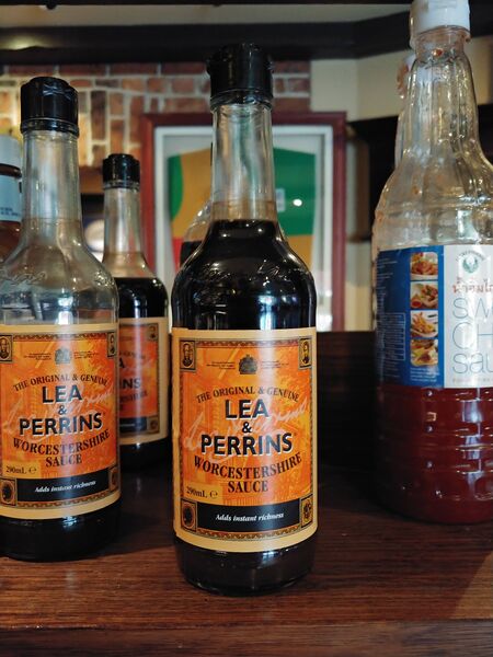 파일:Worcestershire sauce lea and perrins original.jpg