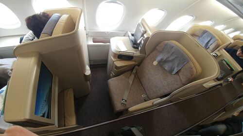 A380 asiana airlines business class.jpg