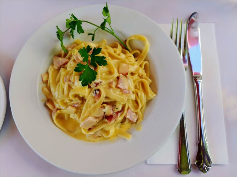 파일:Fettuccine alla carbonara.jpg