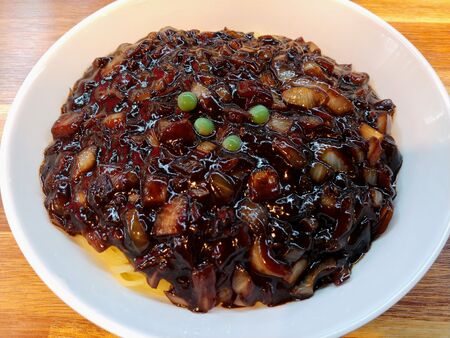 Jjajangmyeon.jpg